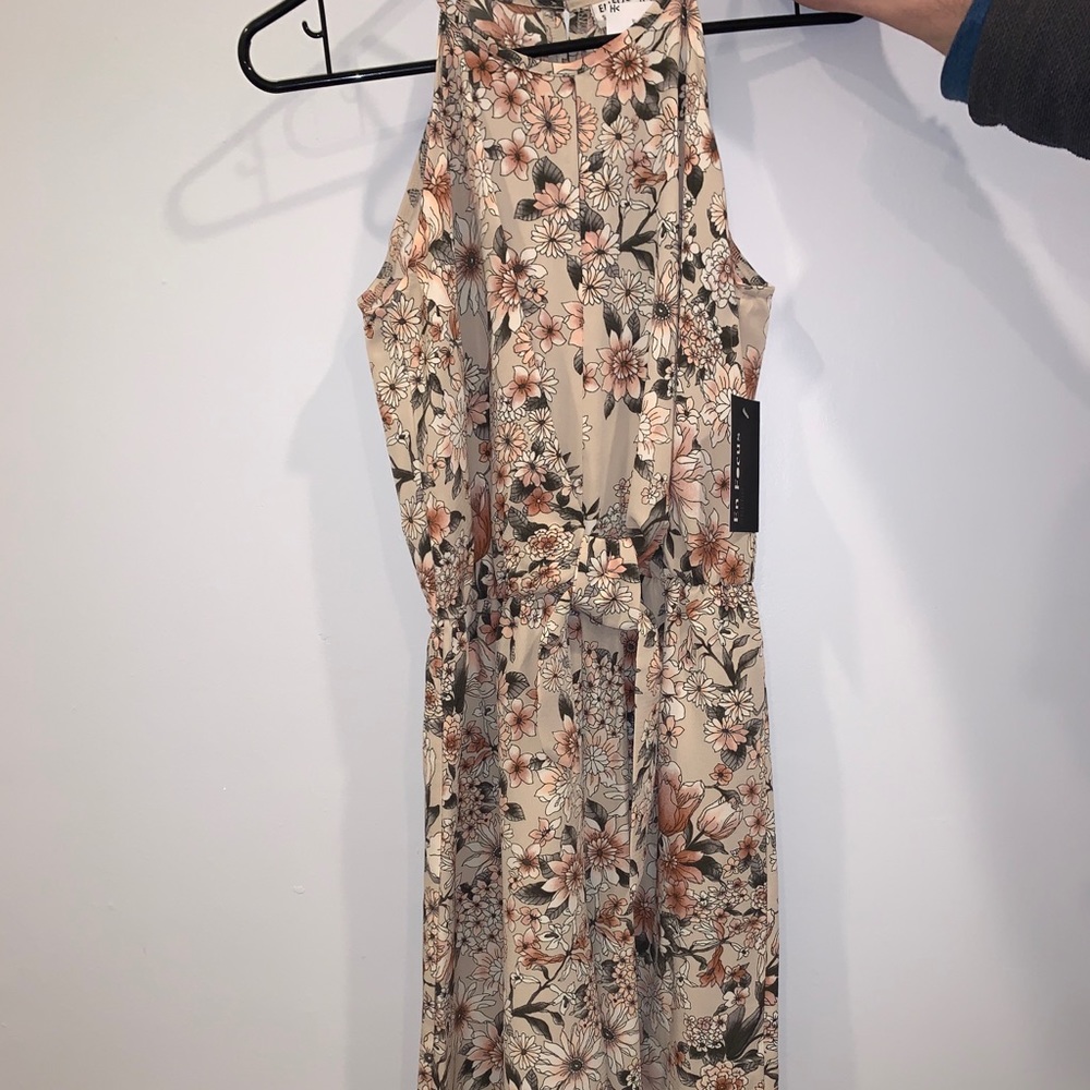 Floral women’s dress with tags